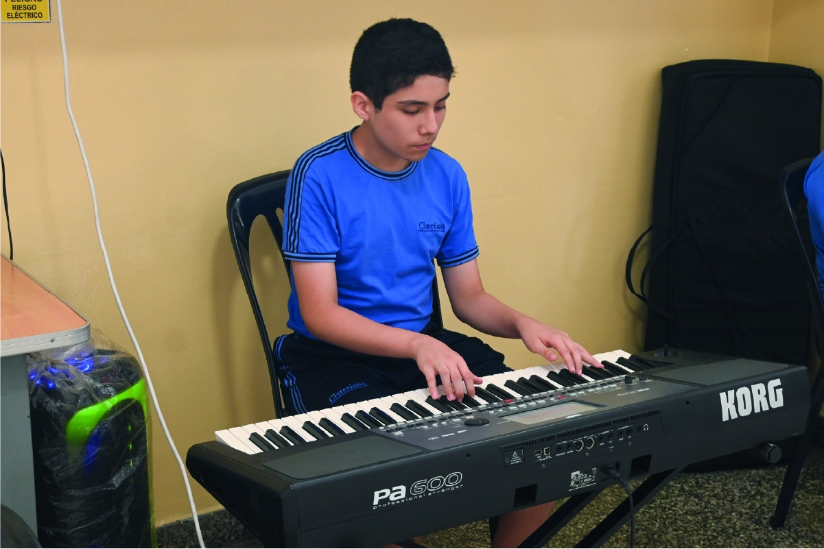 Extracurricular Art and Sports Workshop